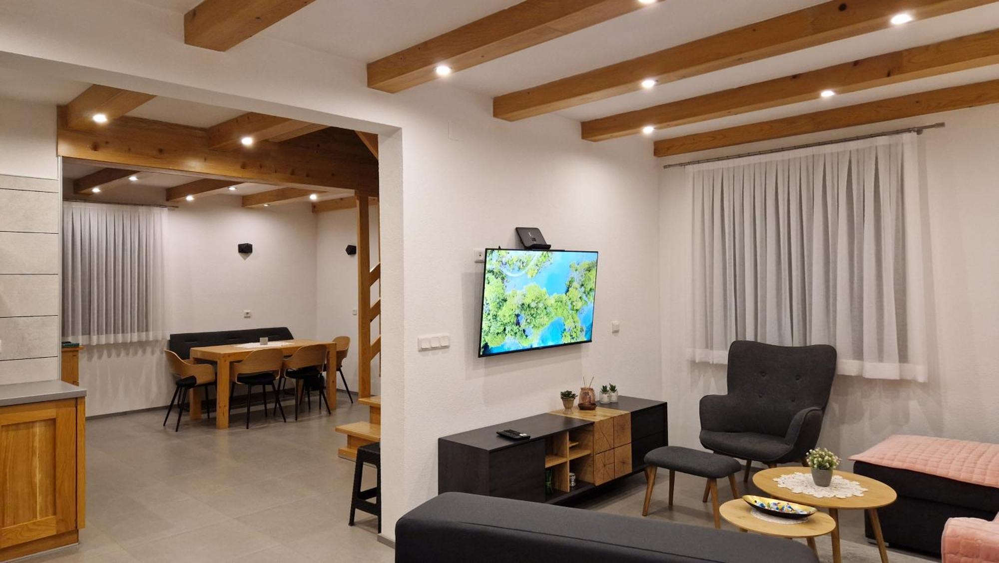 Plitvice Apis Villa โคเรนนิซา ภายนอก รูปภาพ
