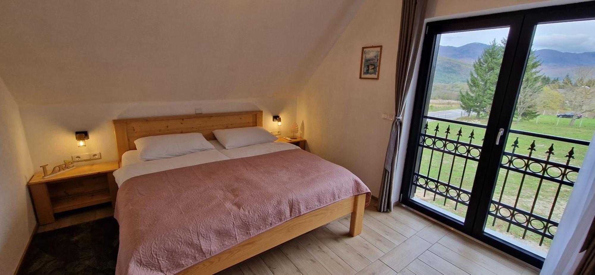 Plitvice Apis Villa โคเรนนิซา ภายนอก รูปภาพ